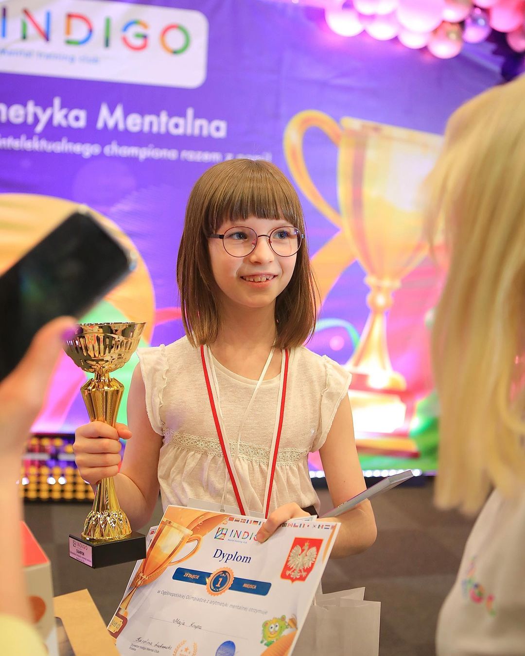 001 - Zobaczcie te uśmiechy naszych najzdolniejszych dzieci, kiedy dowiedzieli się, które miejsca udało im się zająć! #olimpiada #arytmetykamentalna #indigomentalclub #warszawa #dzieci [1 - 9]